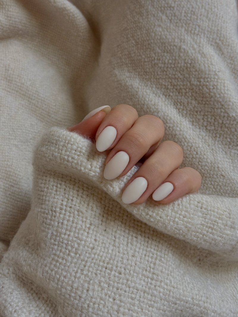 Short oval matte milky white nails