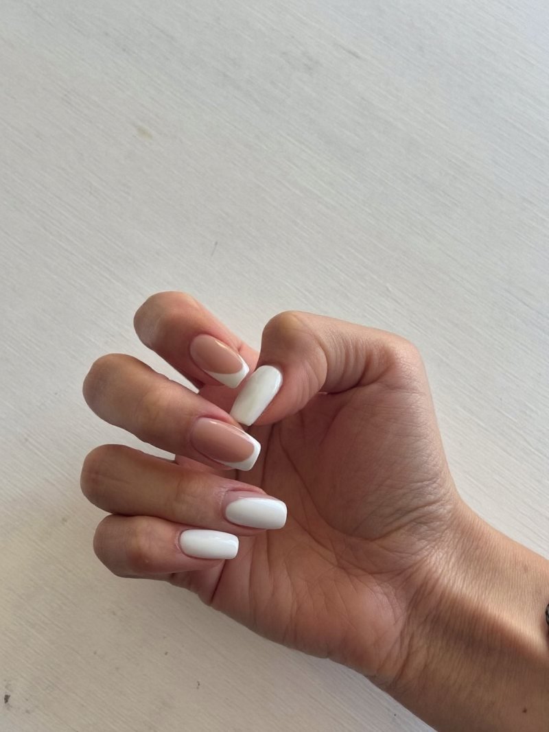 Short square nails split in half, nude and white