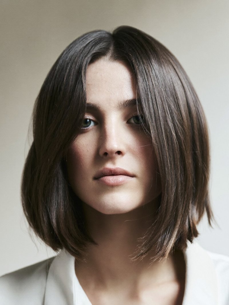 Shoulder length hair with face-framing layers starting at the cheekbones